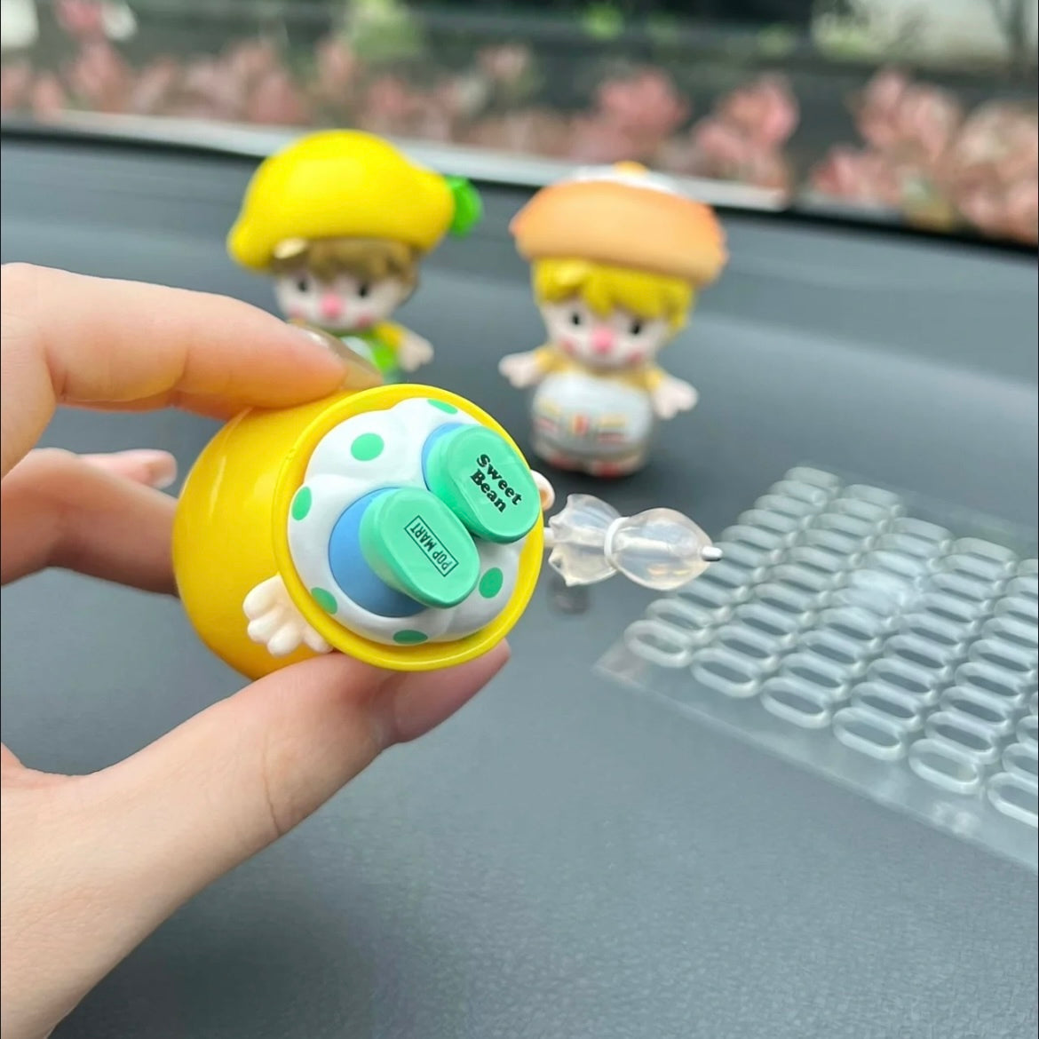 Removable Glue Dots For Toys