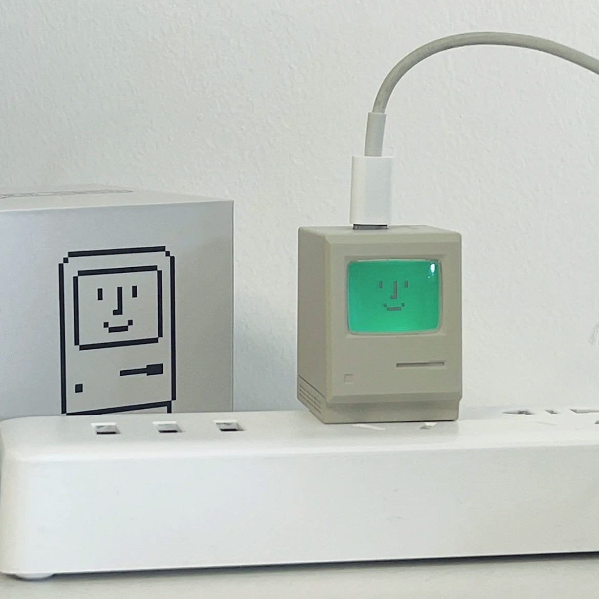 LED Smiley Face Type-C Charger Suitable for iOS & Android Devices
